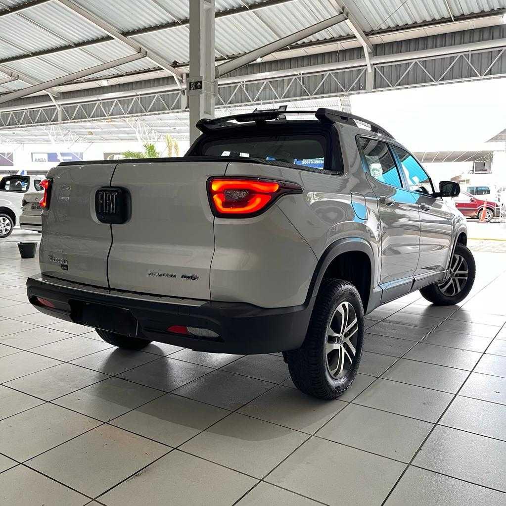 FIAT  TORO FREEDOM AT 2017 PRATA