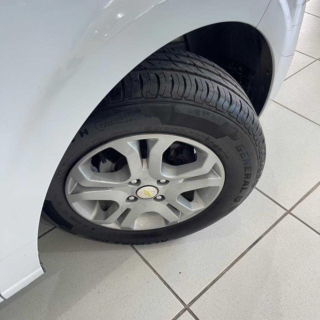 CHEVROLET ONIX LT 1.0 2015 BRANCA