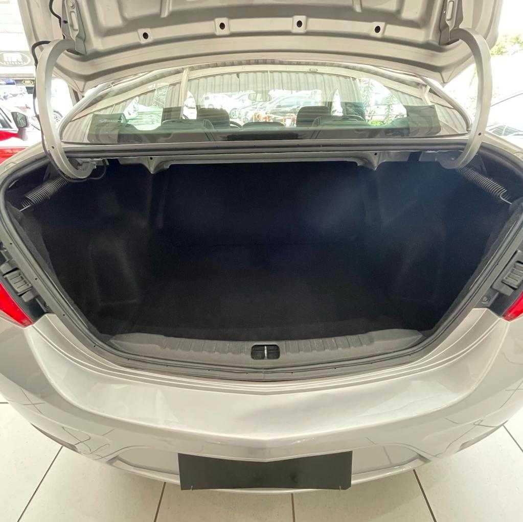 CHEVROLET ONIX PLUS JOY BLACK 2020 PRATA